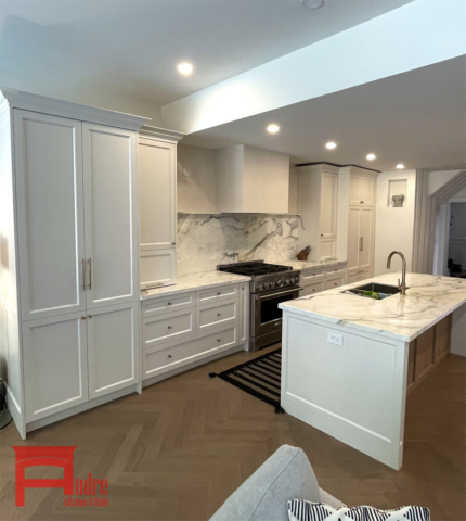 Transitional Kitchen With Painted Mdf And Austrian Laminate Island And Quartz Countertop And Backsplash